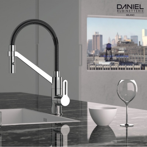 Miscelatore lavello con flessibile nero rivestito con molla fine design SMART
