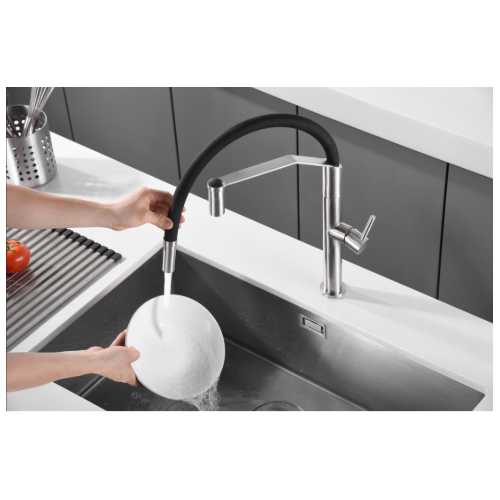 Miscelatore cucina acciaio inox con beccuccio flessibile Deva