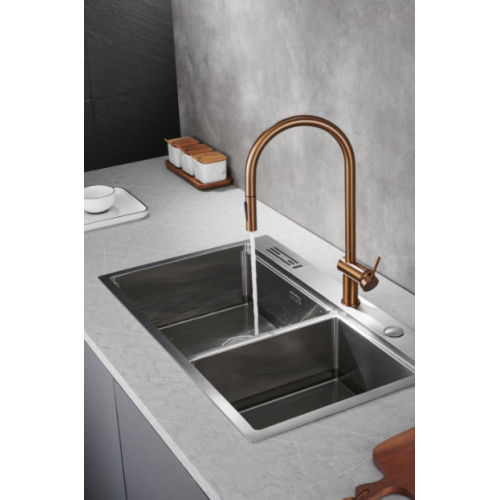 Miscelatore cucina bocca estraibile Oro Rosa Spazzolato Berna